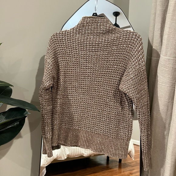 American Eagle | Mock Neck Sweater - Picture 4 of 4